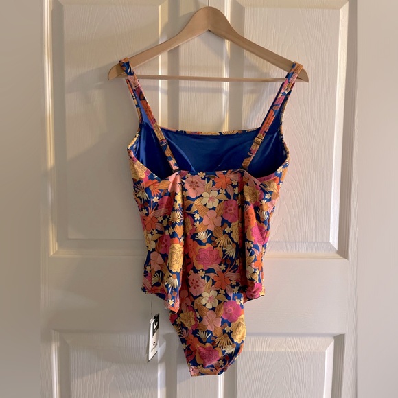 Rip Curl Kamari D-DD One Piece Swimsuit - Picture 6 of 11